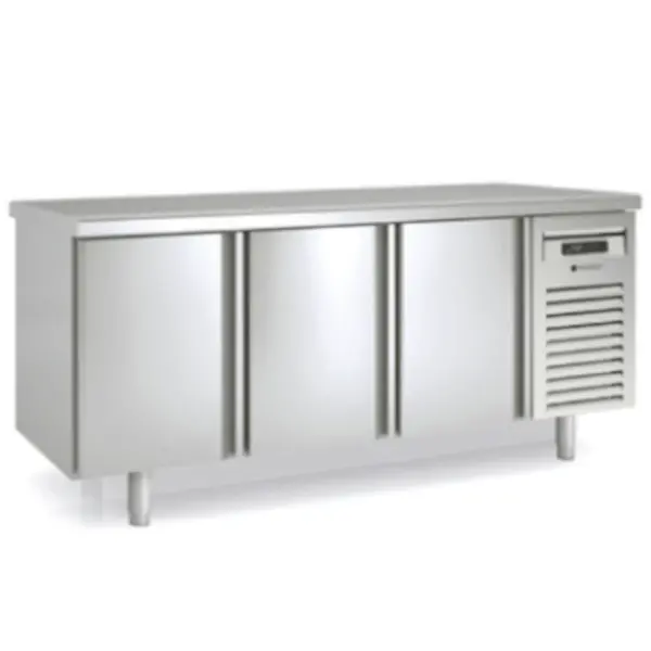 Doorgeef-Koelwerkbank | 700 RANGE | 399L | 2x 3 (Glas)Deuren (1/1 GN) | -2°C/+8°C | Statisch + Ventilator | Temperatuuralarm | 1795x700x850(h)mm