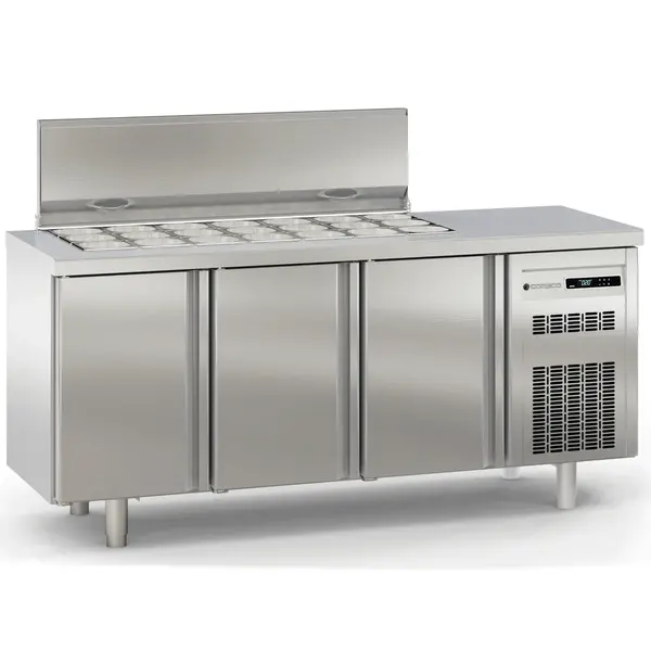 Saladette | 700 RANGE | 399L | 3 Deuren (1/1 GN) | Boven 21x 1/6 GN | 0°C/+8°C | Statisch + Ventilator | Klapdeksels | Temperatuuralarm | 1795x700x850(h)mm
