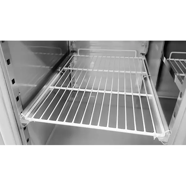 Saladette | COMPACT LINE | 368L | 3 Deuren (1/1 GN) | Boven 4x 1/1 GN | +2°C/+8°C | Statisch + Ventilator | Klapdeksel | Wielen (Geremd) | 1370x700x870(h)mm