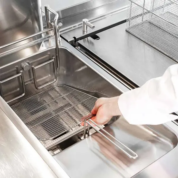 Friteuse | MAXIMA 900 | Elektrisch | 23L | 105°C/185°C | 18kW (400V) | Aftapkraan | Programmering | 400x900x850/920(h)mm