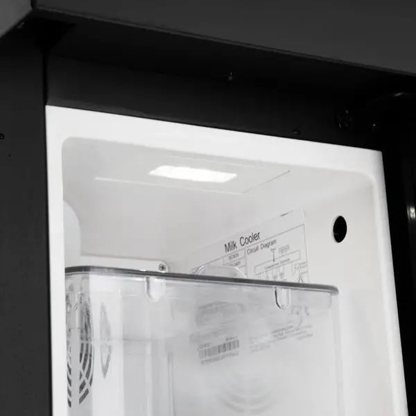 Melkkoeler | G-SERIE | 9L | -1°C/+5°C | Zwart | Incl. Melkcontainer | 220x452x455(h)mm