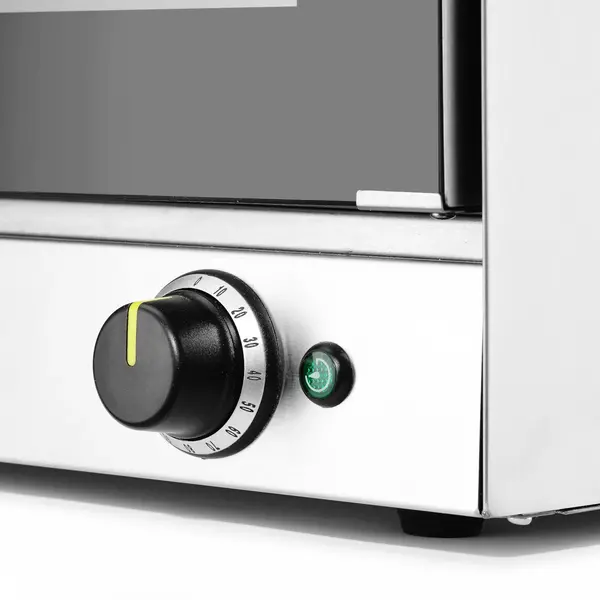 Heteluchtoven | H100 | 4 Niveaus (1/1 GN) | Elektrisch | 50°C/300°C | 3.5kW (230V) | 699x608x550(h)mm