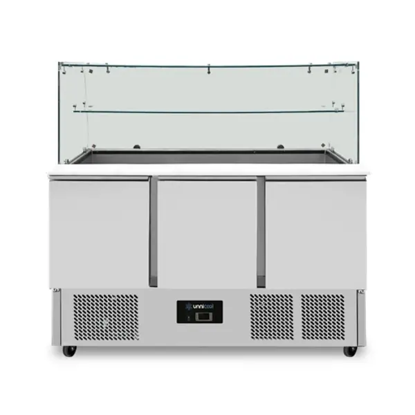 Saladette | 368L | 3 Deuren (1/1 GN) | Boven 4x 1/1 GN | +2°C/+8°C | Statisch | Glasopzet + Snijblad | 1370x700x850/1310(h)mm