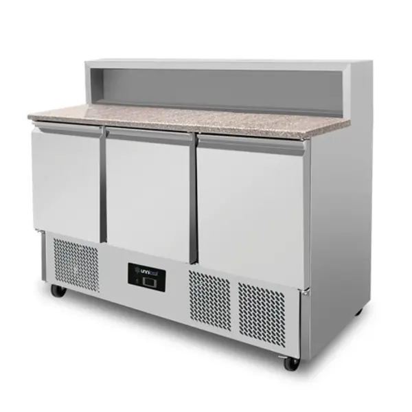 Pizzawerkbank | 350L | 3 Deuren (1/1 GN) | Boven 8x 1/6 GN | +2°C/+8°C | Statisch + Ventilator | Wielen (Geremd) | 1365x700x850/1075(h)mm