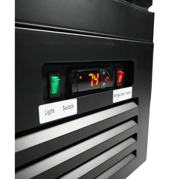 Koelkast | CEB-R | 2000L | Zwart | 0°C/+10°C | Geforceerd | Draaideuren | Wielen (Geremd) | 2500x705x2050(h)mm