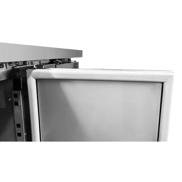 Koelwerkbank | 417L | 3 Deuren (1/1 GN) | +2°C/+8°C | Geforceerd | Wielen (Geremd) | 1790x700x850/950(h)mm