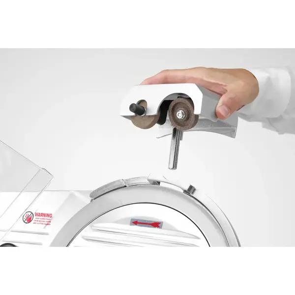 Vleessnijmachine | KitchenLine | Mes Ø300mm | Capaciteit Ø210mm | Snijdikte 0-14mm (Traploos) | 0.25kW (230V) | 615x494x477(h)mm