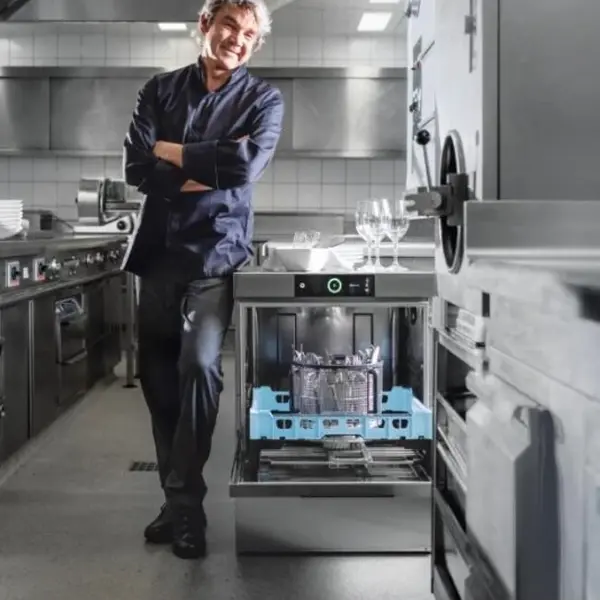 Glazenspoelmachine | Mand 500x500 | Afvoerpomp | Zeeppomp | Naglanspomp | 230V/400V | Touchscreen + App | Dubbelwandig | 600x603x825(h)mm