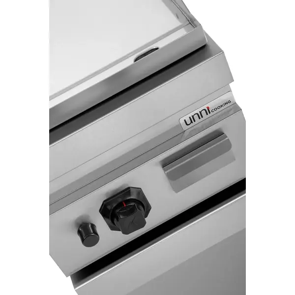 Bak-/Grillplaat | 700 SERIE | Gas | Glad Oppervlak 380x565 (Verchroomd) | 80°C/300°C | 6.5kW | Piëzo Ontsteking | Gesloten Onderkast | 400x700x850/900(h)mm