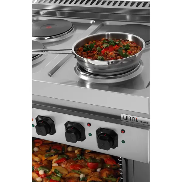 Fornuis + Oven | 700 SERIE | Elektrisch | 4 Kookpunten (Ø220) + 1/1 GN Oven | 14.2kW (400V) | 800x700x850(h)mm