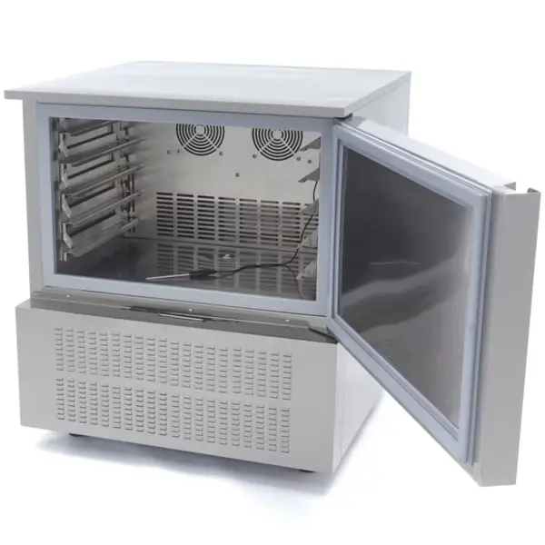 Blastchiller | 3 Niveaus (EN/GN) | 10kg Koelen / 5kg Vriezen | 0.55kW (230V) | 751x747x842(h)mm