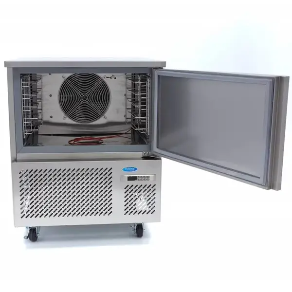 Blastchiller | 5 Niveaus (EN/GN) | 20kg Koelen / 15kg Vriezen | 0.75kW (230V) | 800x800x930(h)mm