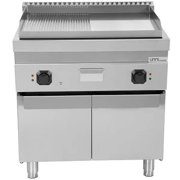 Bak-/Grillplaat | 700 SERIE | Elektrisch | Glad/Gegroefd Oppervlak 740x565 (Verchroomd) | 100°C/300°C | 9kW (400V) | Gesloten Onderkast | 800x700x850/900(h)mm