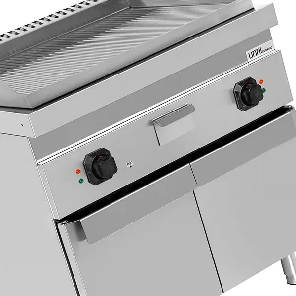 Bak-/Grillplaat | 700 SERIE | Elektrisch | Gegroefd Oppervlak 740x565 (RVS) | 100°C/300°C | 9kW (400V) | Gesloten Onderkast | 800x700x850/900(h)mm