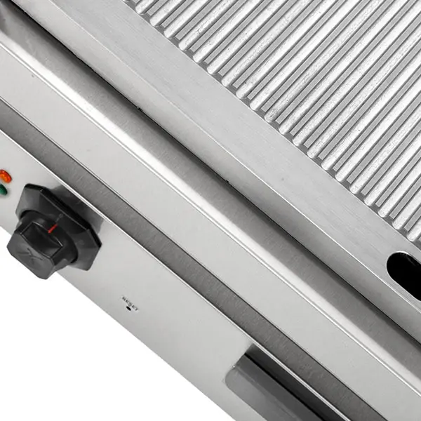 Bak-/Grillplaat | 700 SERIE | Elektrisch | Gegroefd Oppervlak 740x565 (RVS) | 100°C/300°C | 9kW (400V) | 800x700x300(h)mm