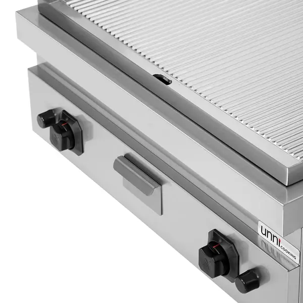 Bak-/Grillplaat | 700 SERIE | Gas | Gegroefd Oppervlak 740x565 (RVS) | 80°C/300°C | 13kW | Piëzo Ontsteking | 800x700x300(h)mm