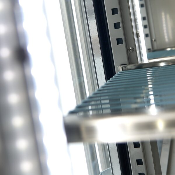 Koelwerkbank | 4 Draaideuren | 1/1 GN | 4 Roosters | 0.35kW (230V) | 2230x700x860(h)mm