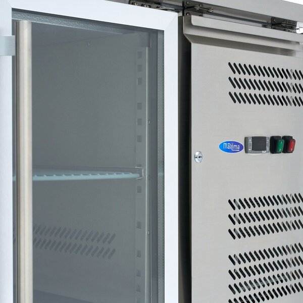 Koelwerkbank | 3 Draaideuren | 396 Liter Capaciteit | 1/1 GN | 0.28kW (230V) | 1800x700x860(h)mm