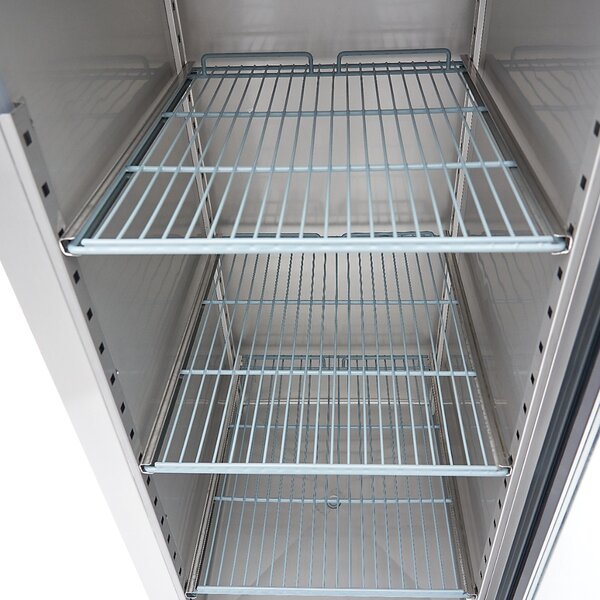 Koelkast | 1 Draaideur | 614 Liter Capaciteit | 3 Roosters | 0.24kW (230V) | 745x830x2020(h)mm
