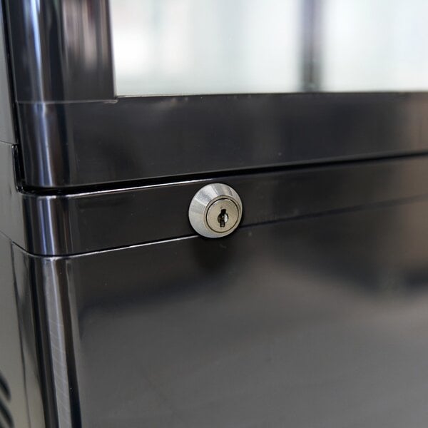 Koelvitrine | 1 Draaideur | 256 Liter Capaciteit | 4 Roosters | 0.25kW (230V) | 515x485x1690(h)mm