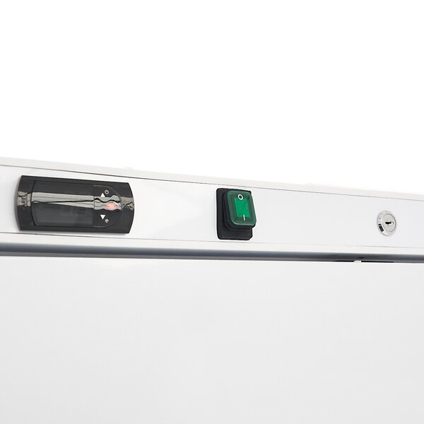 Koelkast | 1 Draaideur | 734 Liter Capaciteit | 4 Roosters | 0.44kW (230V) | 780x700x1900(h)mm