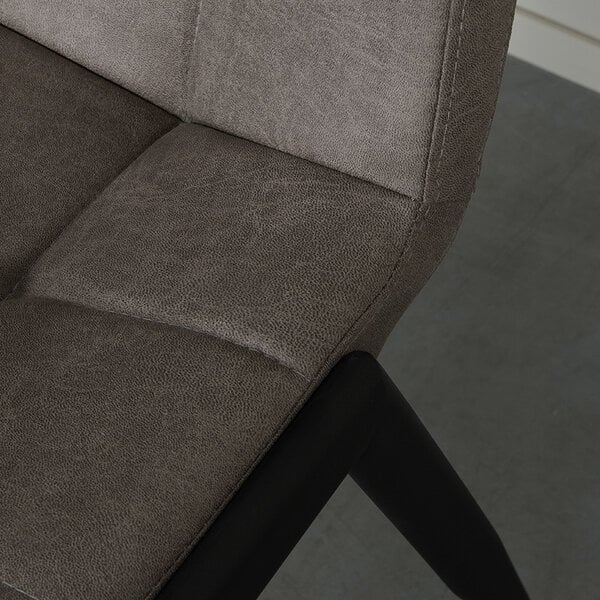 Stoel Noor | Taupe | Micro Suede | Zwart Metalen Frame | 2 stuks