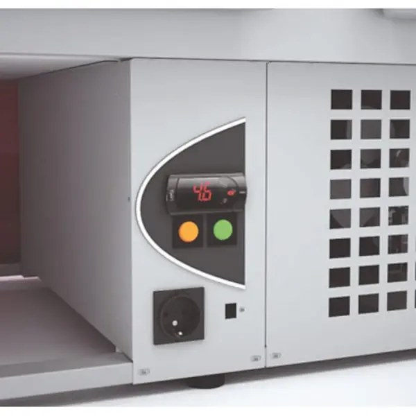 Koeltoonbank | CVE-SERIE | -1°C/+5°C | Geforceerd | Gekoelde Reserve | Kantelruit | 1265x940x1235(h)mm