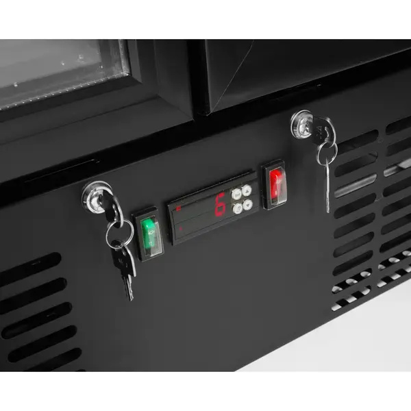 Drankenkoeling | 477L | Zwart | 0°C/+10°C | Statisch + Ventilator | Draaideuren | 900x530x1820(h)mm