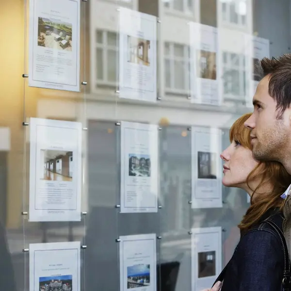 Etalage Ophangsysteem | ROD | Staaldraad/Aluminium | Wand-Plafond/Vloer-Bevestiging | Verstelbare Lengte (400cm)