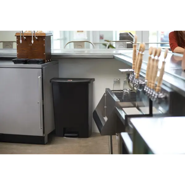 Pedaalemmer | SLIM JIM | Kunststof | Zwart | 68L | Klapdeksel | 500x311x803(h)mm