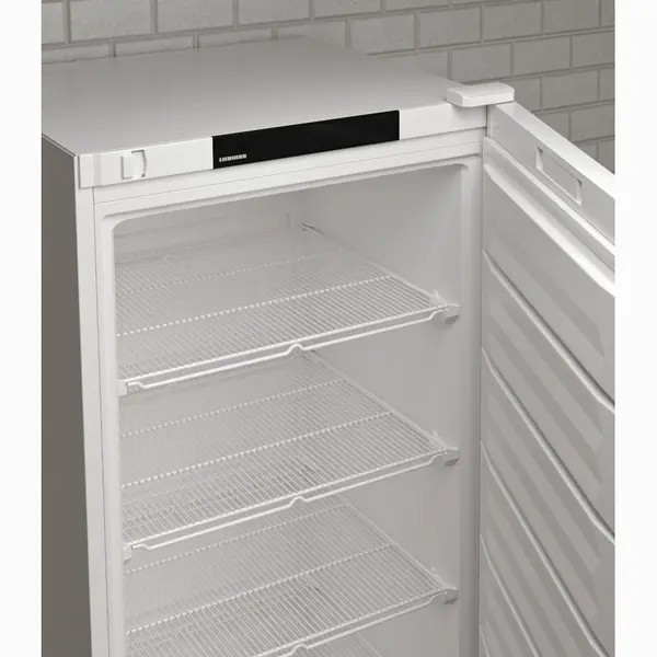 Koelkast | PERFORMANCE | 655L (2/1 GN) | Wit | +1°C/+15°C | Geforceerd | App | Temperatuur-/Deuralarm | Vochtigheid Instelbaar | Wielen (Geremd) | 747x769x1993(h)mm