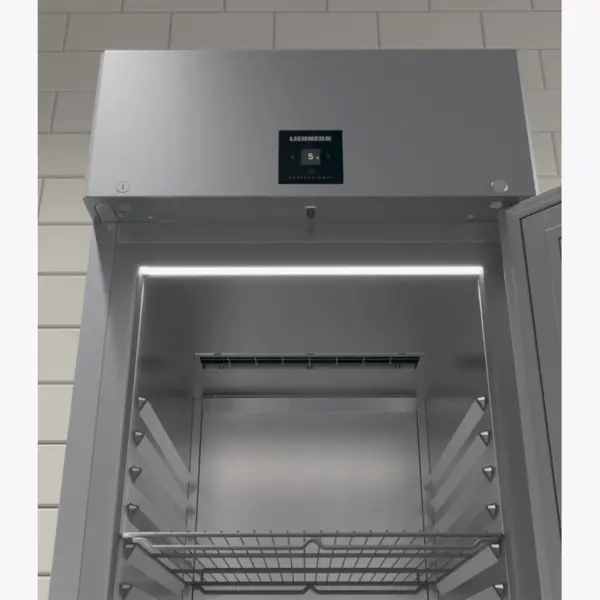 Koelkast | PERFORMANCE | 1360L (2/1 GN) | RVS | -2°C/+15°C | Geforceerd | App | Temperatuur-/Deuralarm | Wielen (Geremd) | 1427x867x2150(h)mm