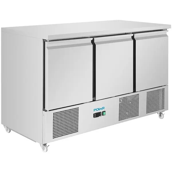 Koelwerkbank | U-SERIE | 400L | 3 Deuren (1/1 GN) | +2°C/+8°C | Geforceerd | Wielen (Geremd) | 1368x700x870(h)mm