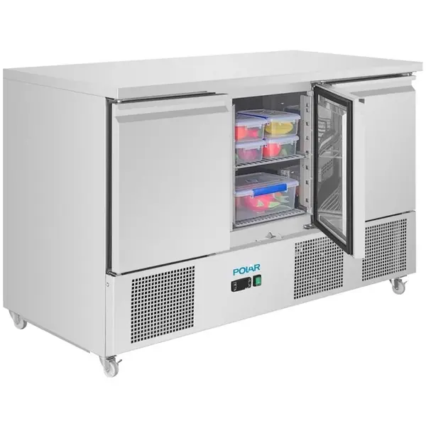 Koelwerkbank | U-SERIE | Energiezuinig | 400L | 3 Deuren (1/1 GN) | +2°C/+8°C | Geforceerd | Wielen (Geremd) | 1368x700x870(h)mm