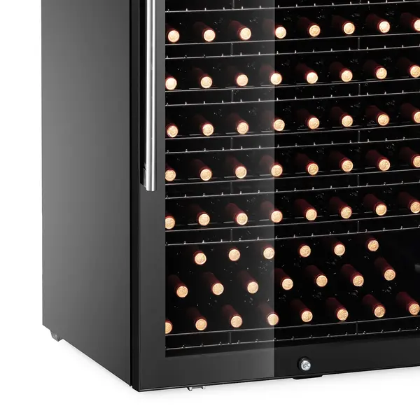 Wijnkoelkast | 542L (224x 75cl) | Zwart | 1 Zone | +5°C/+22°C | Statisch + Ventilator | 685x700x1833(h)mm