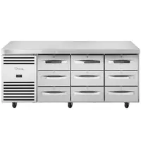 True Koelwerkbank | Energiezuinig | 435L | 9 Laden (1/1 GN) | 0°C/+3°C | Geforceerd | Wielen (Geremd) | 1865x700x900(h)mm