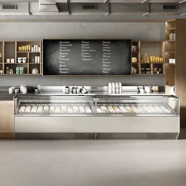 Schepijsvitrine | SUPER CAPRI | 1009L | 18x 5L | -14°C/-20°C | Geforceerd | Kantelruit | Wielen | 1682x1110x1175(h)mm