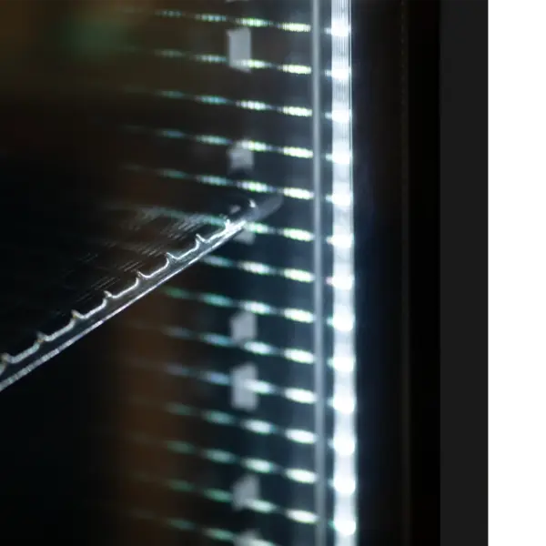 Vrieskast | SERIE U | 400L | Zwart | -10°C/-24°C | Geforceerd | Wielen | 600x585x1855(h)mm