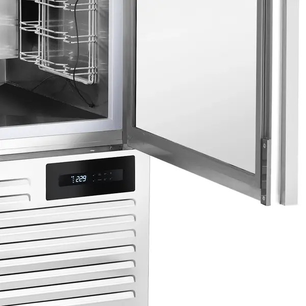 Blastchiller | 7 Niveaus (EN/GN) | Max. 25kg (Koelen) / 20kg (Vriezen) | 1.49kW (230V) | 750x740x1290(h)mm