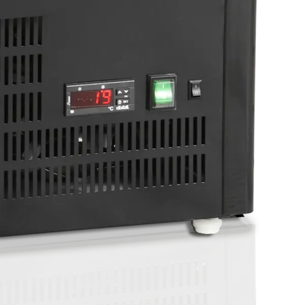 Koelvitrine | UPD | 80L | Zwart | +2°C/+12°C | Geforceerd | 4 Niveaus | 428x386x1000(h)mm