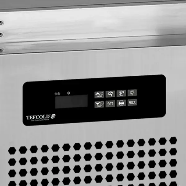 Blastchiller | 3 Niveaus (EN/GN) | 12kg Koelen / 8kg Vriezen | 0.7kW (230V) | 800x815x935(h)mm