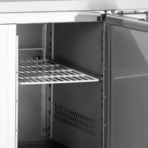 Saladette | G-LINE | 260L | 2 Deuren (1/1 GN) | Boven 2x 1/1 GN + 2x 1/4 GN | +2°C/+10°C | Statisch + Ventilator | Schuif-/Klapdeksel + Snijblad | 900x700x877(h)mm