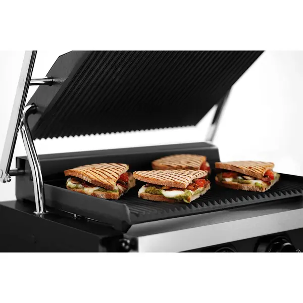 Contact-/Paninigrill | Enkel | Gegroefd Oppervlak 345x235 (Gietijzer) | 50°C/300°C | 2.2kW (230V) | Timer | 410x395x210(h)mm