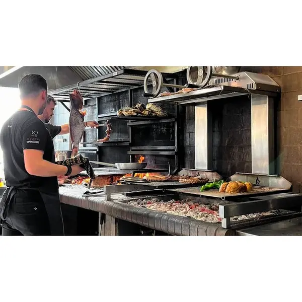 In-/Opbouw Houtskoolgrill | PARRILLA BI | Oppervlak 1500x620 | Verstelbare Grillhoogte/-Hoek | 1800x760x980(h)mm