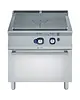 Electrolux Doorkookplaat + Oven | e-XP 700 | Gas | 7kW + 2/1 GN Oven (6kW) | Waakvlam/Piëzo | 800x730x850/900(h)mm 