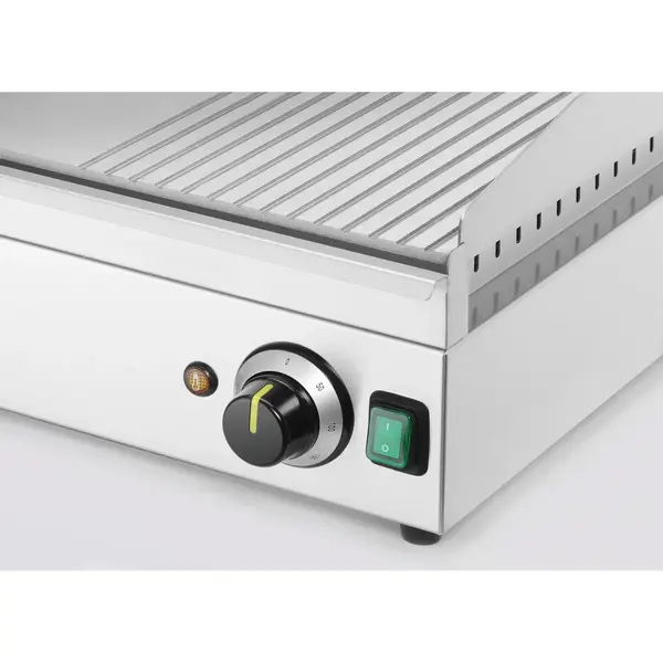 Bak-/Grillplaat | KitchenLine | Elektrisch | Glad/Gegroefd Oppervlak 688x410 (Staal) | ≤300°C | 3.5kW (230V) | 697x474x241(h)mm