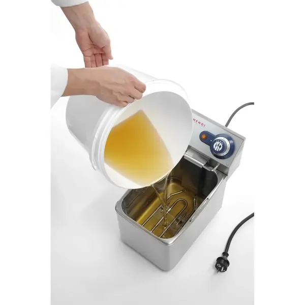 Emmer | Kunststof | Wit | 5.8L | Incl. Deksel | Ø260x195(h)mm
