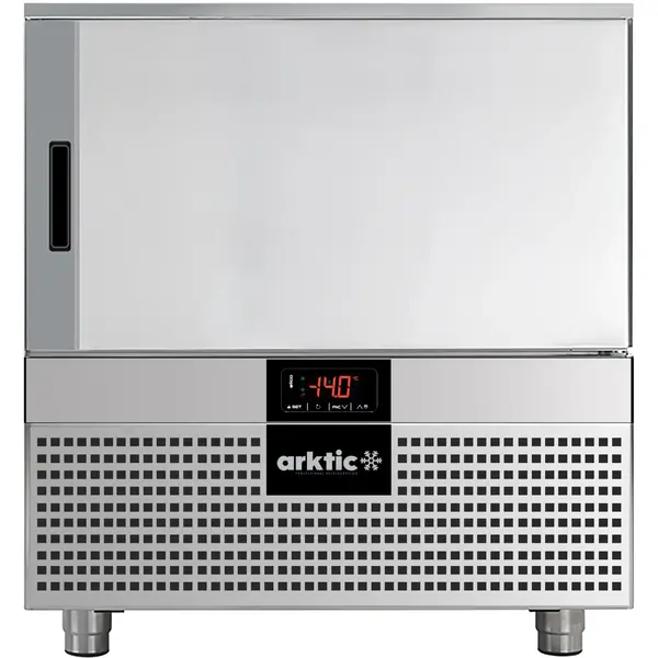Blastchiller | 5 Niveaus (EN/GN) | Max. 15kg (Koelen) / 9kg (Vriezen) | 1.38kW (230V) | 800x730x875(h)mm