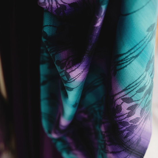 Little Frog  Little Frog ringsling Dark Meadow