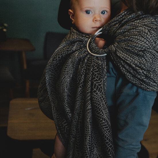 Little Frog  Little Frog ringsling - Night Wildness